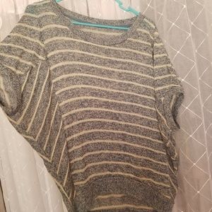 Soft batwing striped short sleeve sweater top M/L